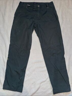 Patagonia Men's Black Cargo Pants - Utility Style